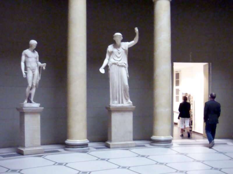 Statuen im Alten Museum Berlin