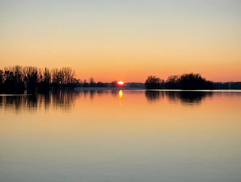 Elbe Winter Sonnenuntergang