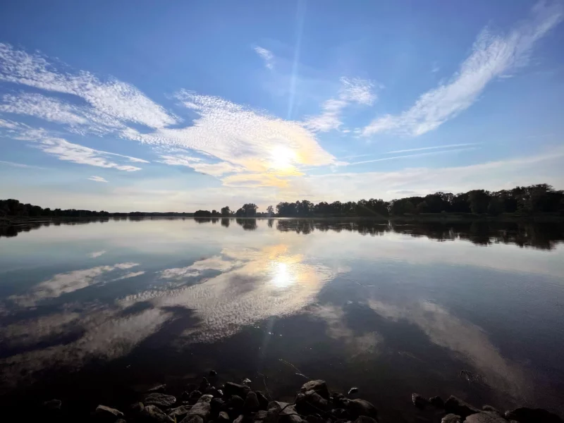 Elbe, blauer Himmel, Sonnenuntergang, Spiegelung