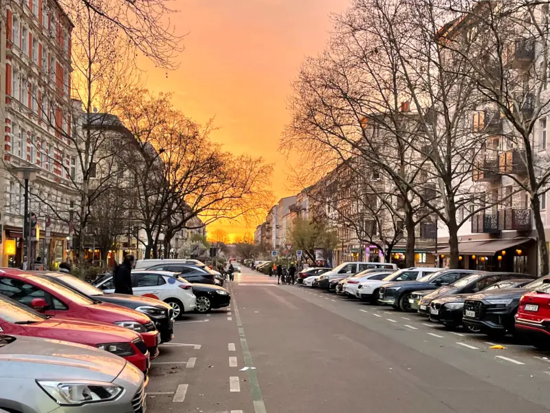 Sonnenuntergang auf der Oderberger Strasse